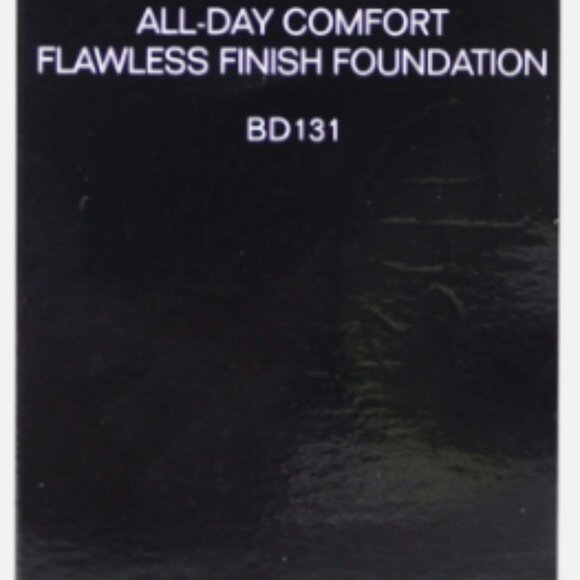 CHANELULTRA LE TEINT Ultrawear All-Day Comfort Flawless Finish Foundation BD131 - Picture 5 of 9